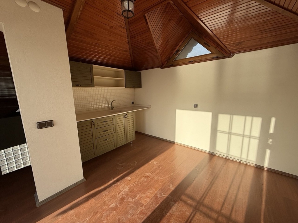 Aliağa'da Emsalsiz Panoramik Deniz Manzaralı Villa-1637abc03b.jpg