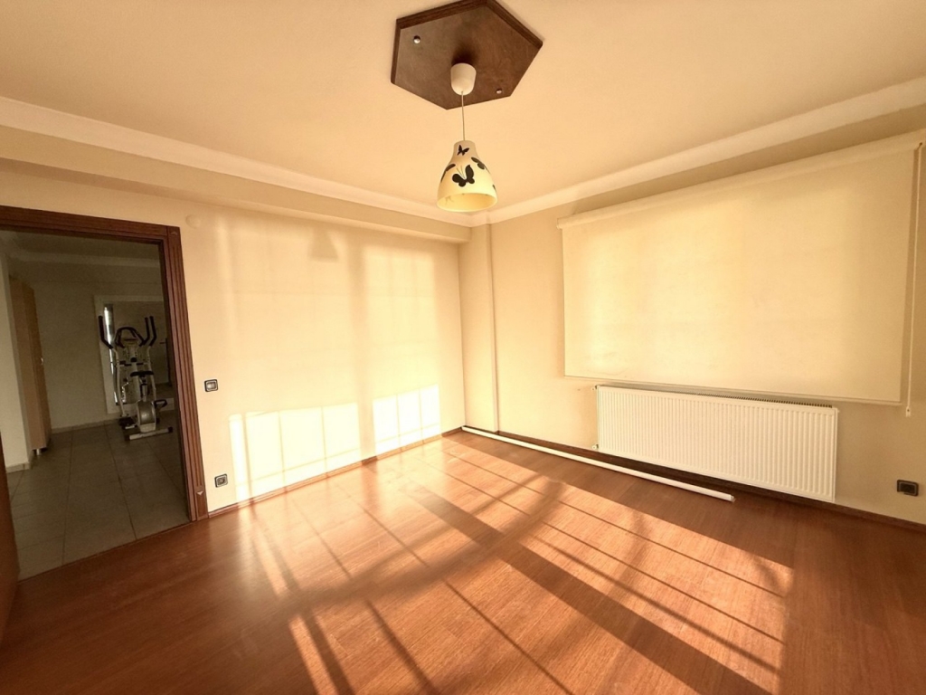 Aliağa'da Emsalsiz Panoramik Deniz Manzaralı Villa-4a4f452580.jpg