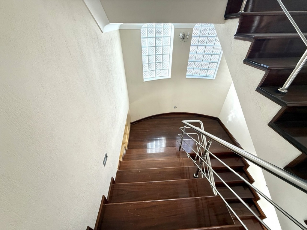 Aliağa'da Emsalsiz Panoramik Deniz Manzaralı Villa-90b8f18c39.jpg