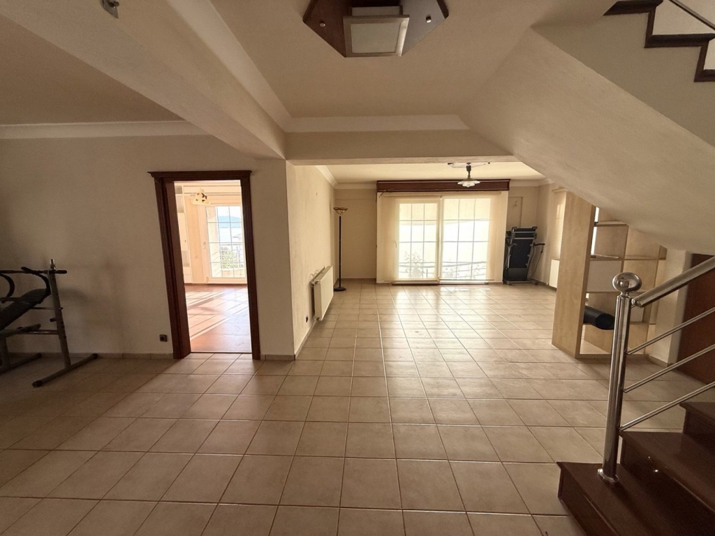 Aliağa'da Emsalsiz Panoramik Deniz Manzaralı Villa-a0bcc7e513.jpg