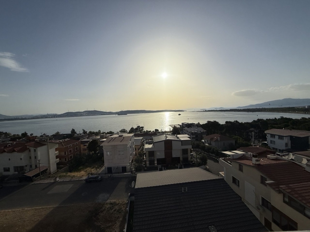 Aliağa'da Emsalsiz Panoramik Deniz Manzaralı Villa-af1a889023.jpg