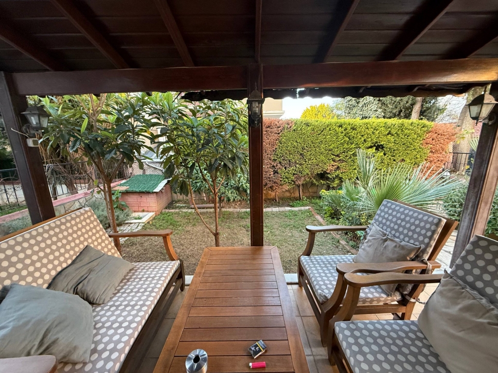 Güzelbahçe'de Prestijli Bölgede Devren Kiralık Güzellik Salonu-bba9b52d29.jpg