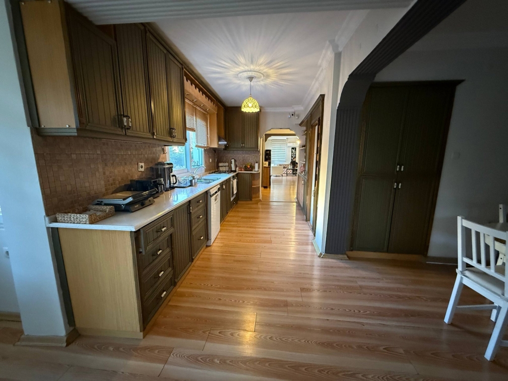 Güzelbahçe'de Prestijli Bölgede Devren Kiralık Güzellik Salonu-bf9c0b2baf.jpg