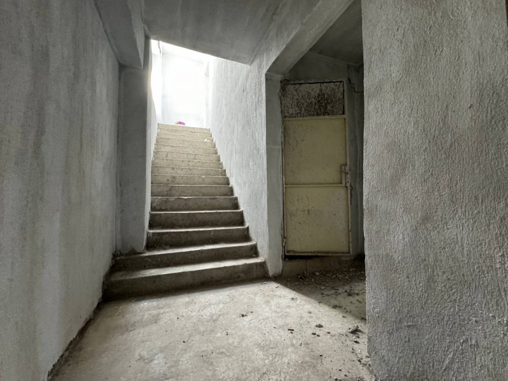 Semih Arhan'dan Gıda Çarşısı Merkezi Konumda 2 Katlı Dükkan-10.jpeg