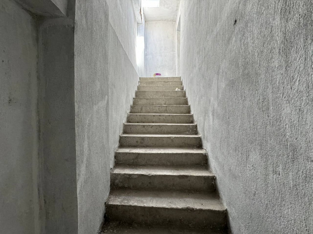 Semih Arhan'dan Gıda Çarşısı Merkezi Konumda 2 Katlı Dükkan-23.jpeg