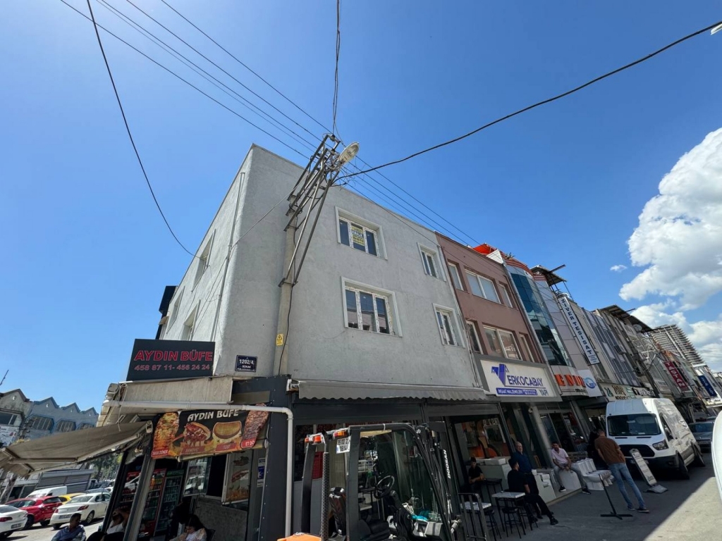 Semih Arhan'dan Gıda Çarşısı Merkezi Konumda 2 Katlı Dükkan-4.jpeg