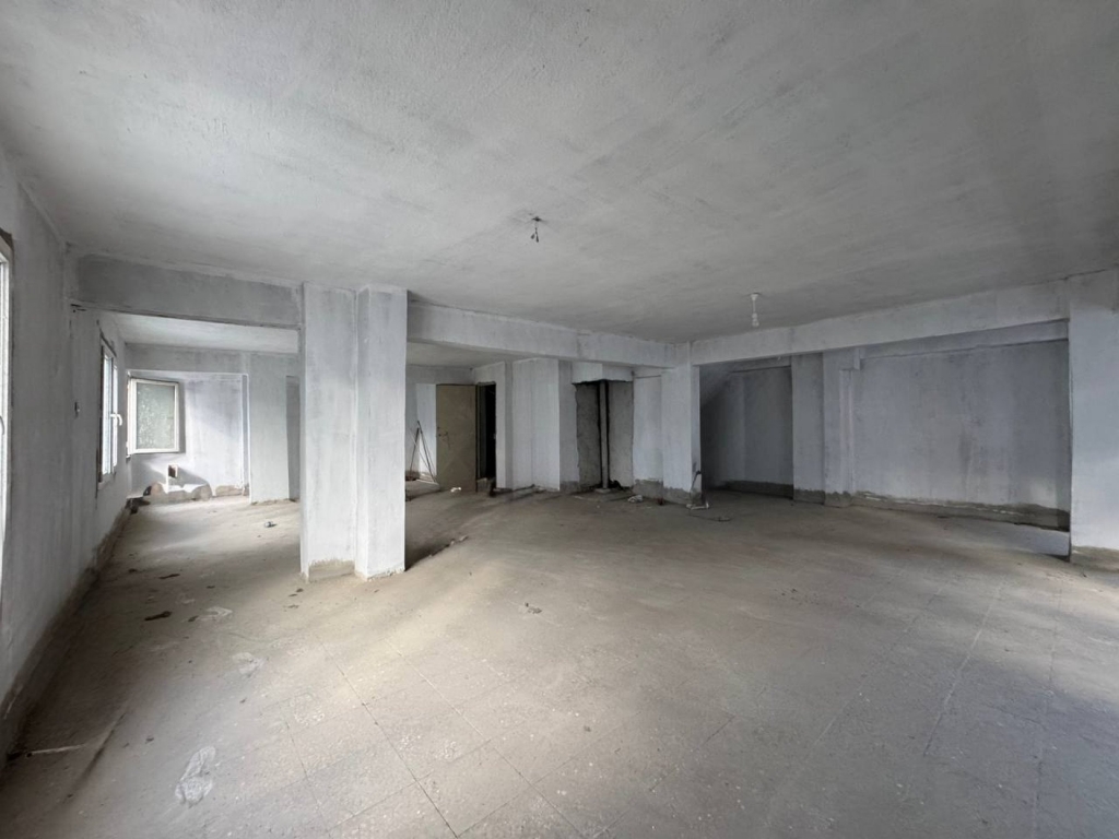 Semih Arhan'dan Gıda Çarşısı Merkezi Konumda 2 Katlı Dükkan-photo_5994806053885297948_y.jpg