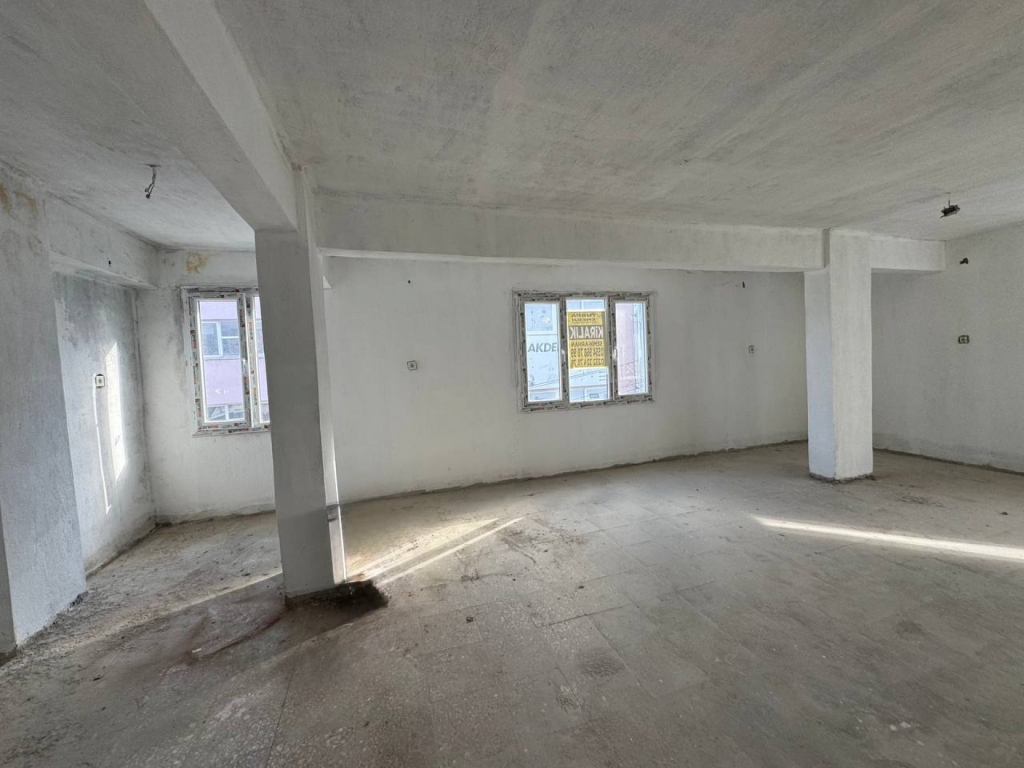 Semih Arhan'dan Gıda Çarşısı Merkezi Konumda 2 Katlı Dükkan-photo_5994806053885297958_y.jpg