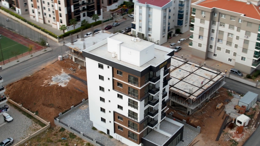 Semih Arhan'dan Menemen Koyundere'de 2+1 Kiralık Daire-DJI_0719_00_00_25_06_Still016.jpg