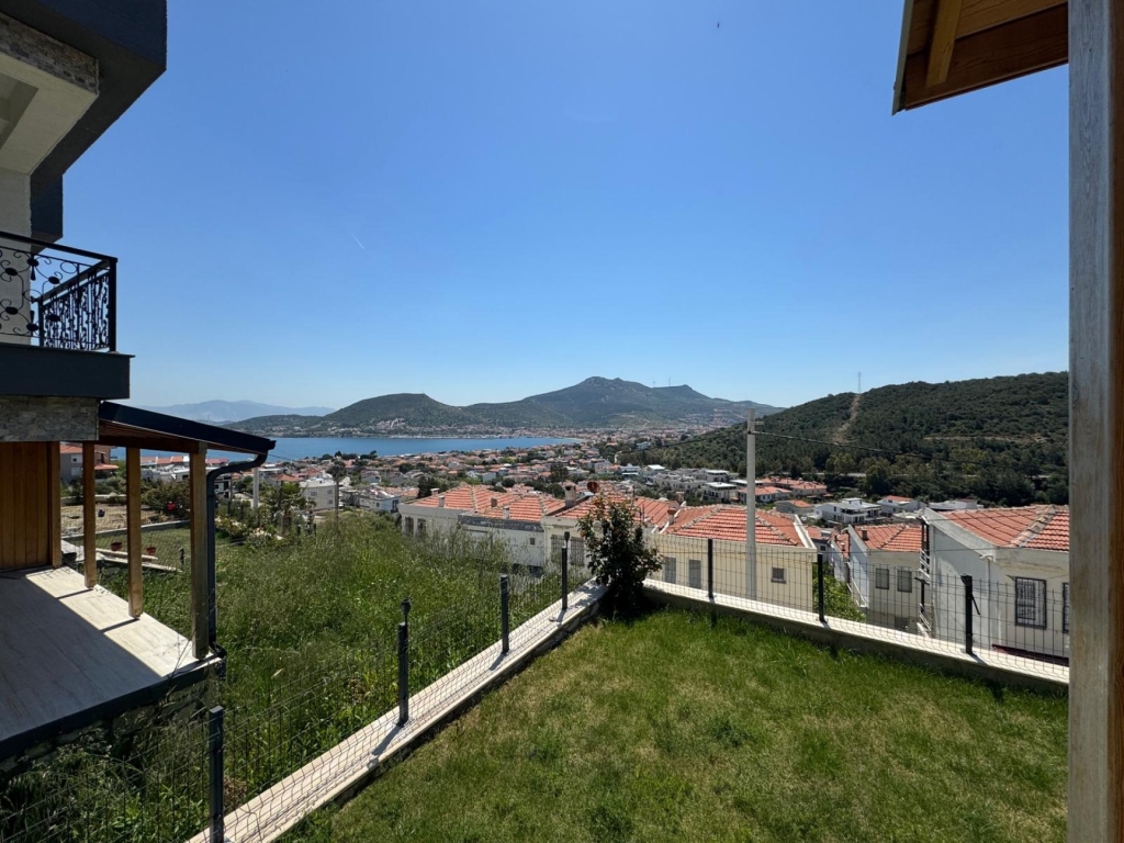 YENİ FOÇA BURUN UCUNDA  3+1 VİLLA-19aeb2261c.jpg