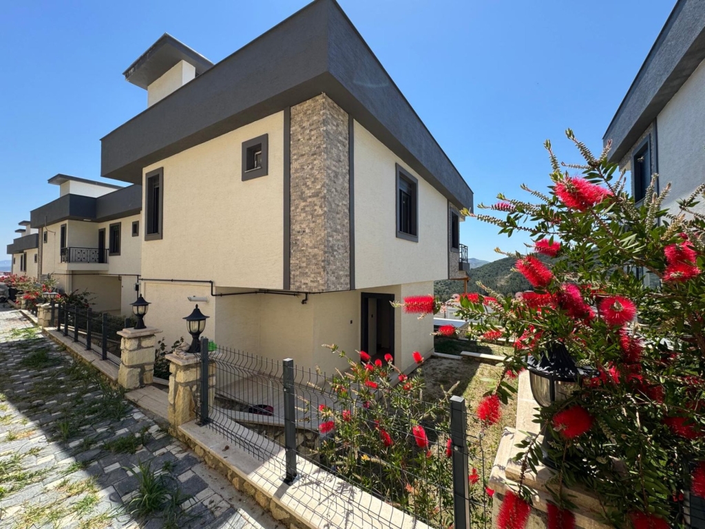 YENİ FOÇA BURUN UCUNDA  3+1 VİLLA-a546f4c682.jpg