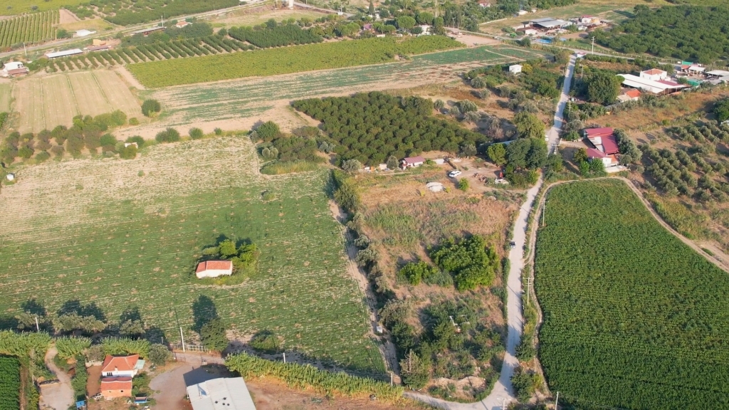 İZMİR MENEMEN DE SATILIK ARAZİ-DJI_0457_00_00_39_06_Still007.jpg