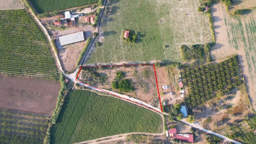 İZMİR MENEMEN DE SATILIK ARAZİ-DJI_0457_00_00_58_00_Still008.jpg