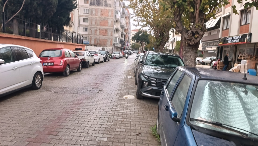 Bahçelievler Mah.Karşıyaka Lisesi Yanında Kiralık İşyeri-587c8ac7cb.jpg