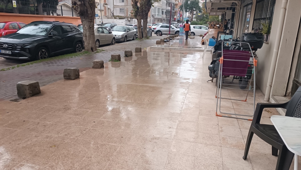 Bahçelievler Mah.Karşıyaka Lisesi Yanında Kiralık İşyeri-db4c6f2623.jpg