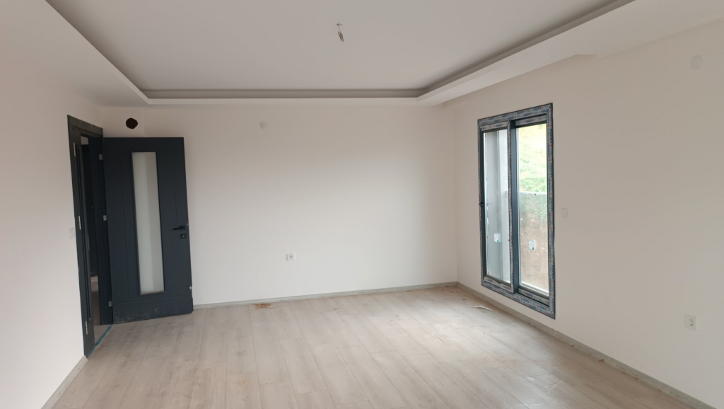 Körfez Mahallesinde Doğa ve Deniz Manzaralı Satılık 3+1 Daire-29257186f1.jpg