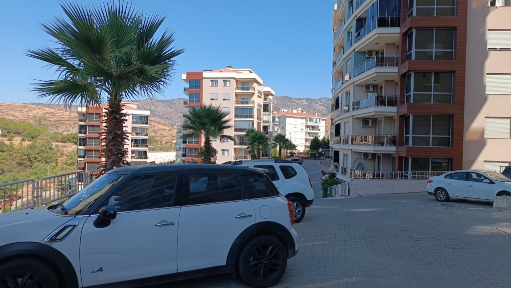 Körfez Mahallesinde Deniz Ve Havuz Manzaralı Satılık 3+1 Daire-0c3e2c578b.jpg