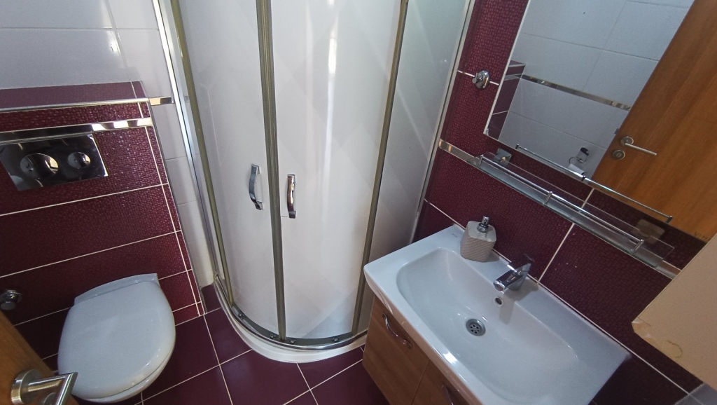 Körfez Mahallesinde Deniz Ve Havuz Manzaralı Satılık 3+1 Daire-4969bf1b4f.jpg