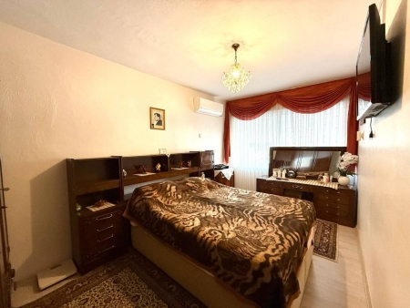 Bornova'da Osmangazi Yakını Satılık Geniş 3+1 Daire-thumb-20f5dba731.jpg