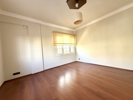 Aliağa'da Emsalsiz Panoramik Deniz Manzaralı Villa-thumb-18169153b2.jpg