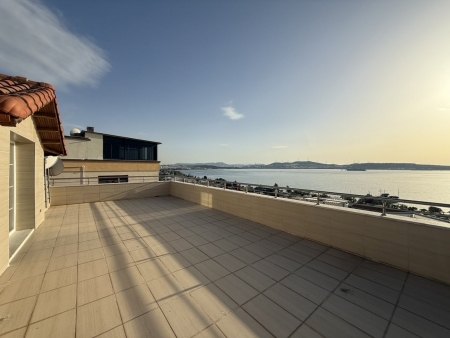 Aliağa'da Emsalsiz Panoramik Deniz Manzaralı Villa-thumb-ced1a13fba.jpg