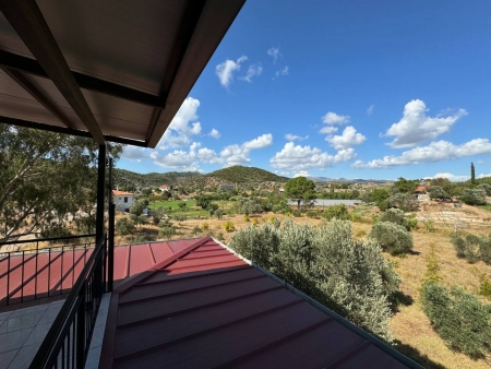 Seferihisar Orhanlı'da 12.5 Dönüm İçinde Satılık 6+1 Ev ve Tarla-thumb-33c0667750.jpg