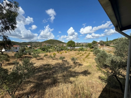 Seferihisar Orhanlı'da 12.5 Dönüm İçinde Satılık 6+1 Ev ve Tarla-thumb-d0da139981.jpg