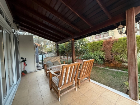 Güzelbahçe'de Prestijli Bölgede Devren Kiralık Güzellik Salonu-thumb-3b37bdca70.jpg