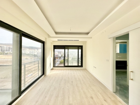 Semih Arhan'dan Menemen Koyundere'de 2+1 Kiralık Daire-thumb-IMG_2605_2.jpeg