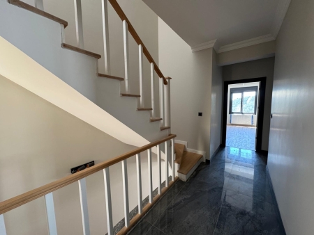 YENİ FOÇA BURUN UCUNDA  3+1 VİLLA-thumb-a66b97564b.jpg