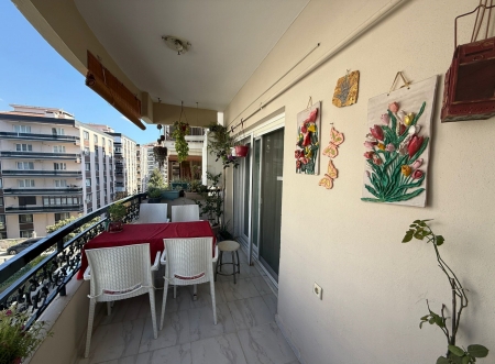 Buca Efeler Mahallesin'de Özenle Yapılmış Satılık 3+1 Daire-thumb-289002aa80.jpg