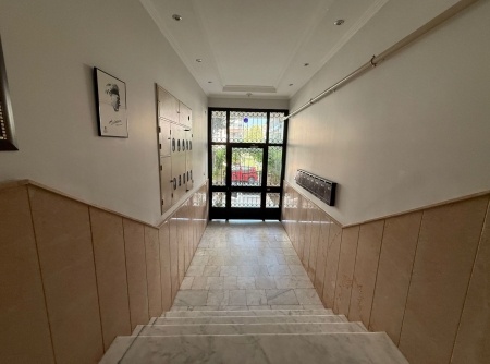 Buca Efeler Mahallesin'de Özenle Yapılmış Satılık 3+1 Daire-thumb-de95202626.jpg