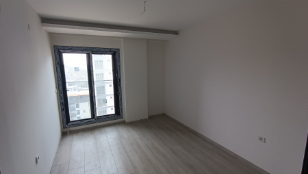 Körfez Mahallesinde Doğa ve Deniz Manzaralı Satılık 3+1 Daire-thumb-f6420d54b4.jpg