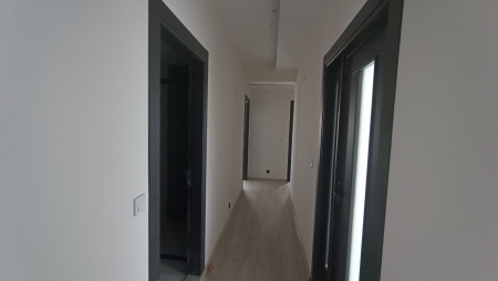 Körfez Mahallesinde Doğa ve Deniz Manzaralı Satılık 3+1 Daire-thumb-2d9c5ea2a0.jpg