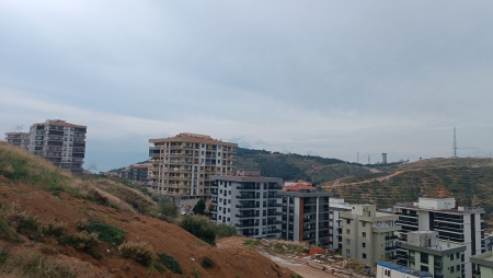 Körfez Mahallesinde Doğa ve Deniz Manzaralı Satılık 3+1 Daire-thumb-48a908fa47.jpg