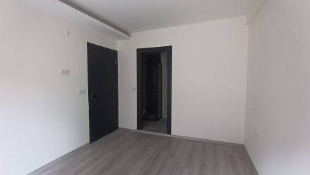 Körfez Mahallesinde Doğa ve Deniz Manzaralı Satılık 3+1 Daire-thumb-aa8804276e.jpg