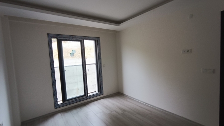 Körfez Mahallesinde Doğa ve Deniz Manzaralı Satılık 3+1 Daire-thumb-b8b828ea65.jpg