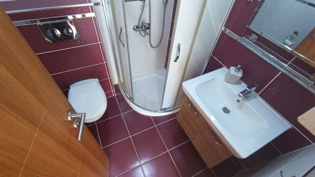 Körfez Mahallesinde Deniz Ve Havuz Manzaralı Satılık 3+1 Daire-thumb-c570f50c0a.jpg