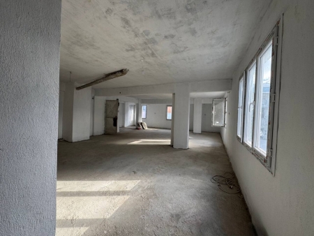 Semih Arhan'dan Gıda Çarşısı Merkezi Konumda 2 Katlı Dükkan