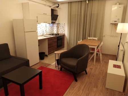 AHMET PİRİŞTİNA YAKININDA SATILIK 1+1 DAİRE