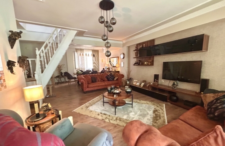 Karşıyaka Şemikler 4+2 Satılık Daire