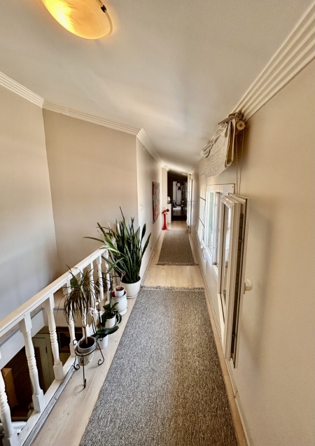 Karşıyaka Şemikler 4+2 Satılık Daire